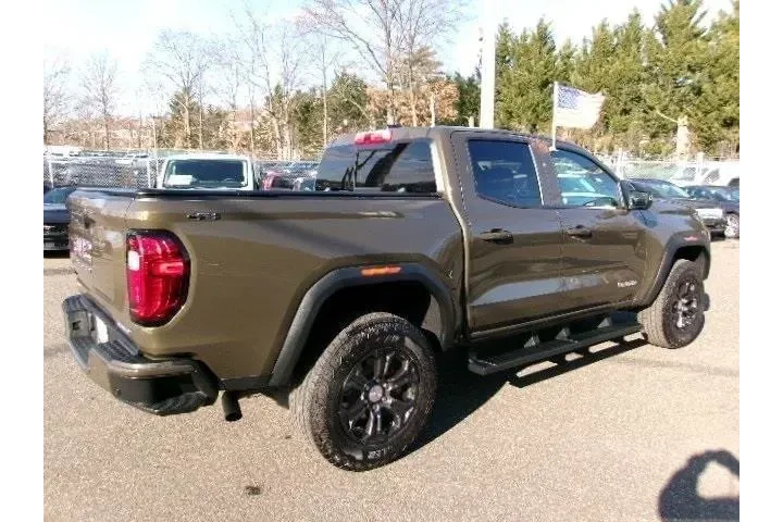 $35996 : GMC Canyon 2023 4x4 Elevatio image 5