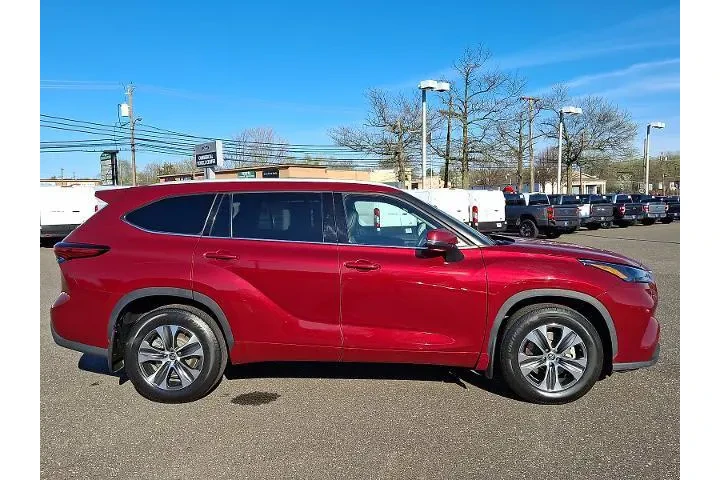 $35437 : Toyota Highlander 2022 AWD X image 7