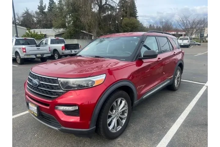 $26988 : Ford Explorer 2021 XLT 4dr S image 1