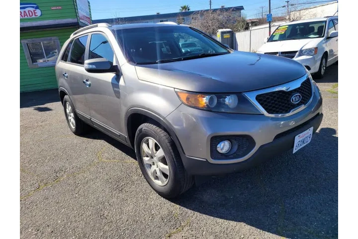 $6990 : 2011 Sorento LX image 3