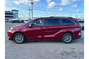 $32959 : Toyota Sienna 2021 LE 8-Pass thumbnail