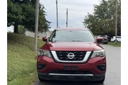 $6999 : 2017 Pathfinder SV thumbnail