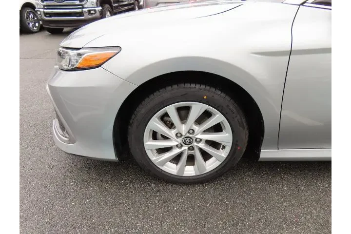 $20900 : Toyota Camry 2023 LE 4dr Sed image 9