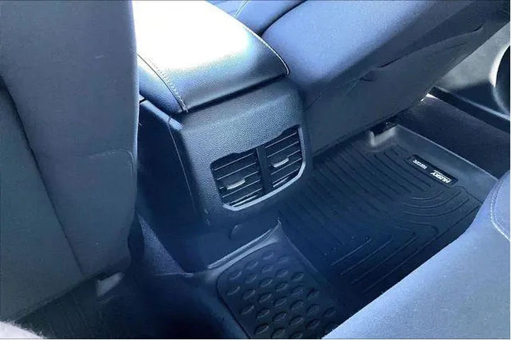 $14000 : Ford Fusion 2020 SE 4dr Seda image 10