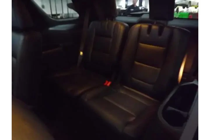 $10985 : Ford Explorer 2015 AWD XLT 4 image 9