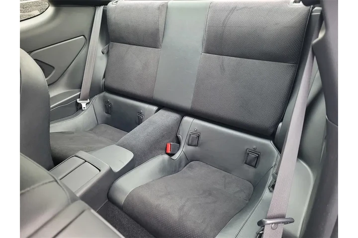 $32299 : Gold Certified2023 GR86 Premi image 8