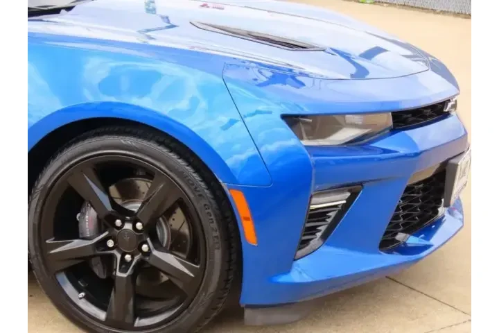 $33911 : Chevrolet Camaro 2017 SS 2dr image 5