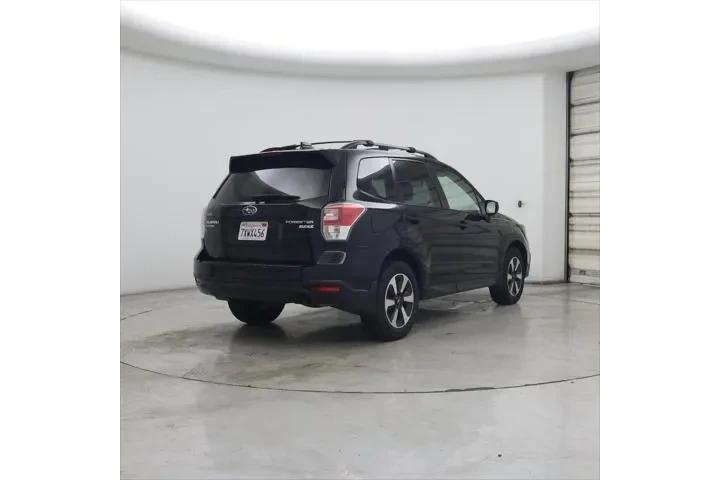 $18998 : Subaru Forester 2017 AWD 2.5 image 8