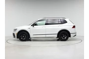 $18998 : Volkswagen Tiguan 2019 SE 4d thumbnail