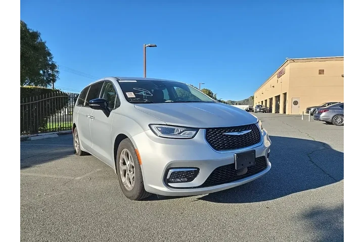 $35280 : Chrysler Pacifica 2024 Limit image 2