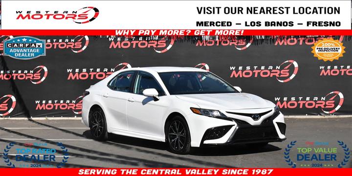 $24468 : Camry SE Sedan 4D image 1