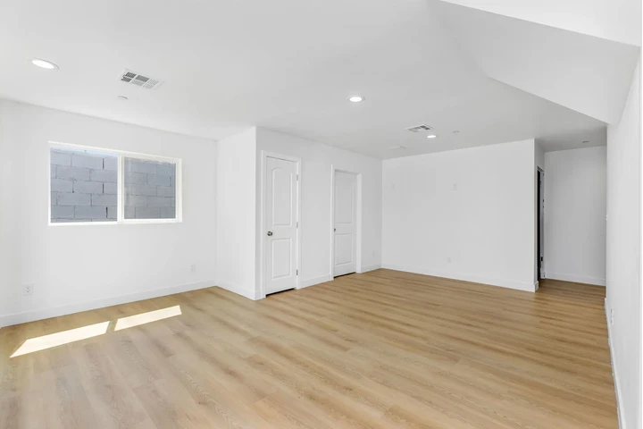 $2949 : FOR RENT 9611 S Hobart Blvd image 9