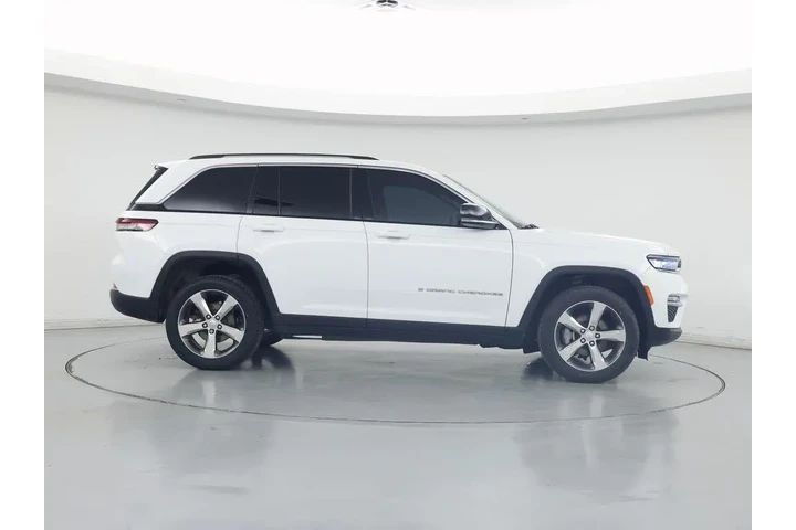 $31998 : Jeep Grand Cherokee 2022 4x4 image 7