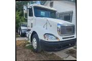 $14900 : 2007 FREIGHTLINER COLUMBIA 12 thumbnail