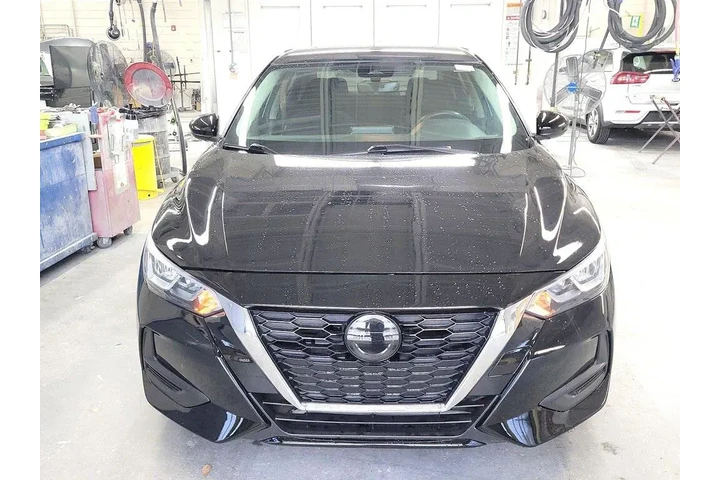 $17998 : Nissan Sentra 2022 S 4dr Sed image 2