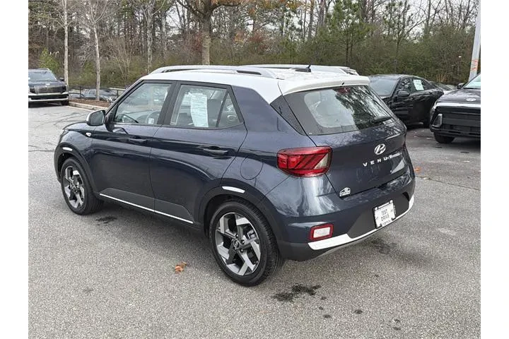 $22762 : Hyundai VENUE 2025 Limited 4 image 5
