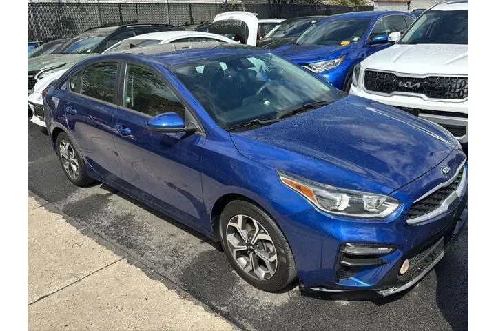 $12495 : Kia Forte 2020 FE 4dr Sedan image 5