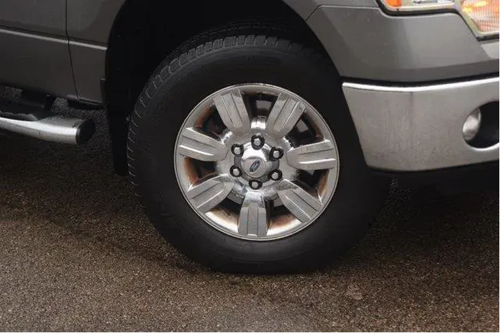 $13500 : Ford F-150 2012 4x4 XLT 4dr image 2