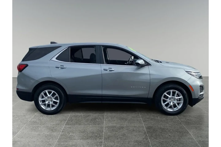 $21700 : Chevrolet Equinox 2023 LT 4d image 6