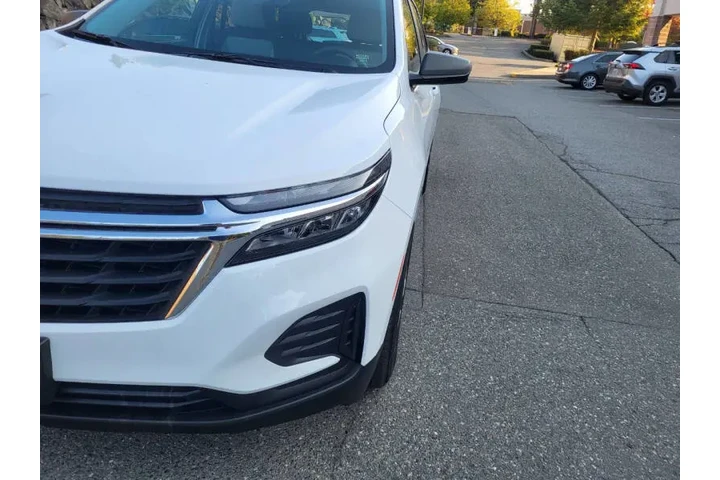 $18900 : 2024 Equinox LS image 7