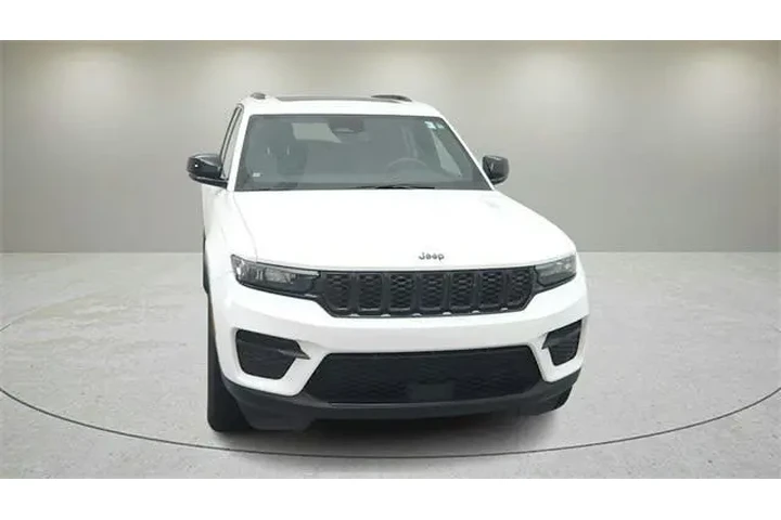 $29999 : Jeep Grand Cherokee 2023 4x4 image 2