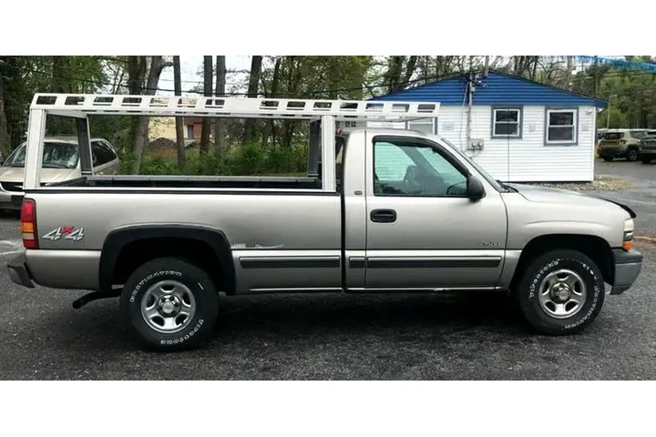 $7999 : 2000 Silverado 1500 image 3