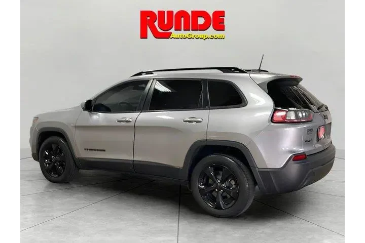 $18990 : Jeep Cherokee 2020 4x4 Latit image 3