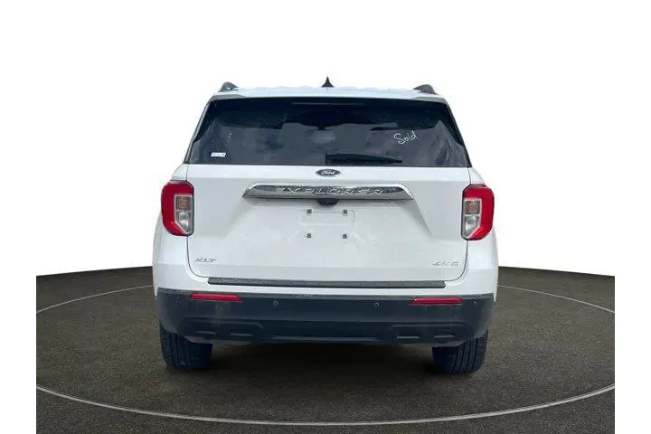 $29498 : Ford Explorer 2023 AWD XLT 4 image 4