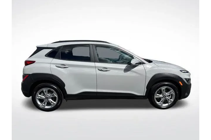 $20860 : Hyundai KONA 2023 AWD SEL 4d image 6