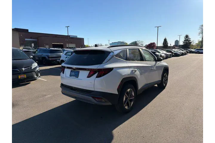 $26350 : Hyundai TUCSON 2025 AWD SEL image 2