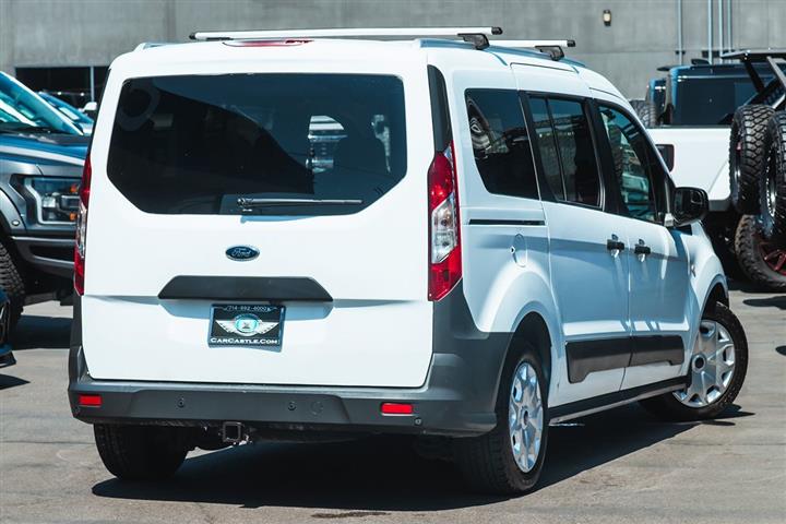 2017 Transit Connect Wagon XL image 2