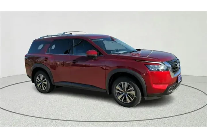 $30852 : Nissan Pathfinder 2023 SL 4d image 1