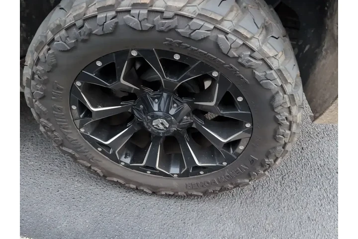 $22706 : Chevrolet Tahoe 2016 4x4 LT image 5