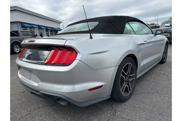 $19995 : Ford Mustang 2019 EcoBoost 2 image 5