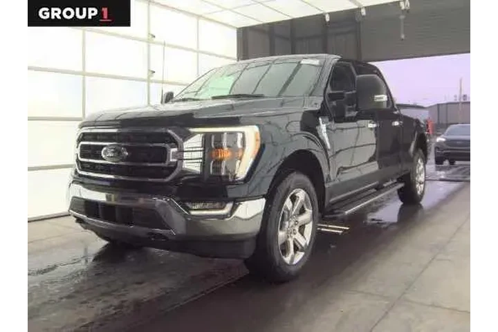 $39921 : Ford F-150 2022 4x4 XLT 4dr image 1