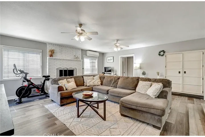 $1520 : South Gate Renta Available!!! image 5