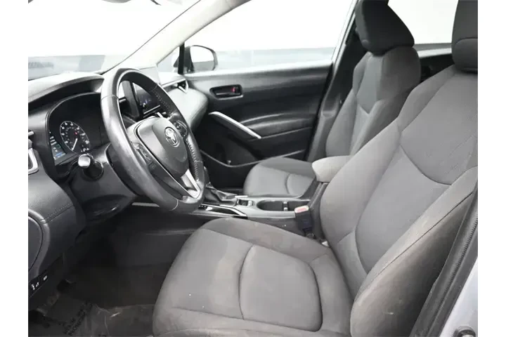 $23747 : Toyota Corolla Cross 2024 LE image 7