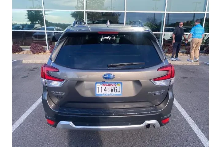 $22419 : Subaru Forester 2020 AWD Tou image 5