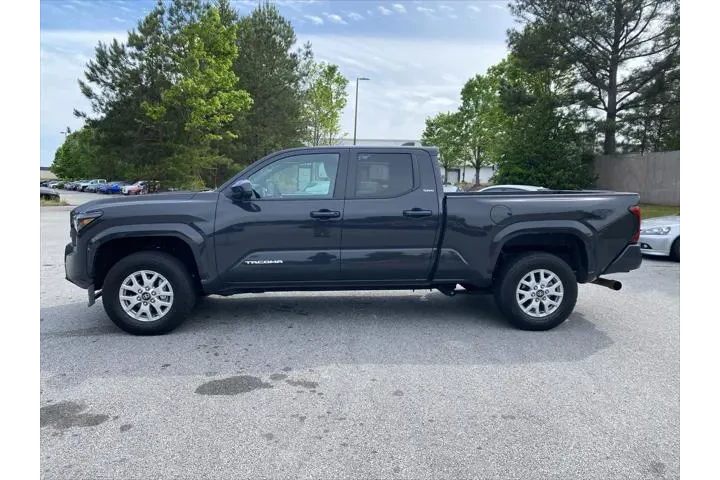 $34420 : Toyota Tacoma 2024 4x4 SR5 4 image 3
