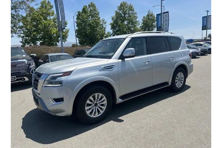 $36998 : Nissan Armada 2024 4x4 SV 4d image 5