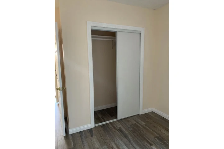 $1500 : Studio dividido en un recámara image 2