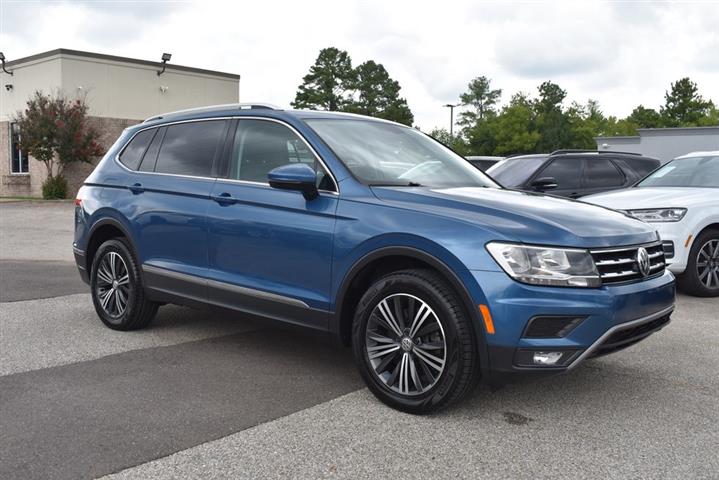 2018 Tiguan 2.0T SEL image 2