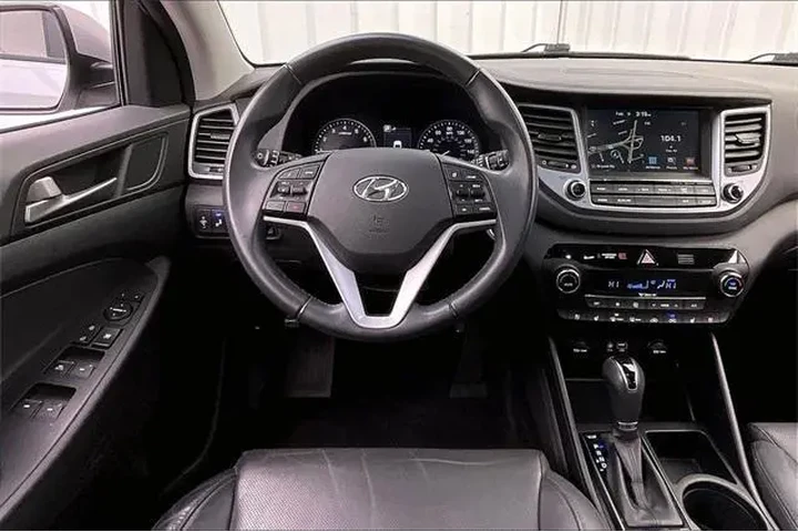 $17490 : Hyundai TUCSON 2017 AWD Limi image 5