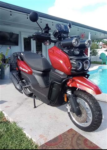 $1800 : 2023 Scooter 150 image 3