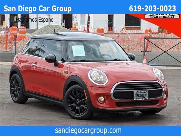 $15997 : 2017 MINI Cooper Hardtop 2 Do image 1