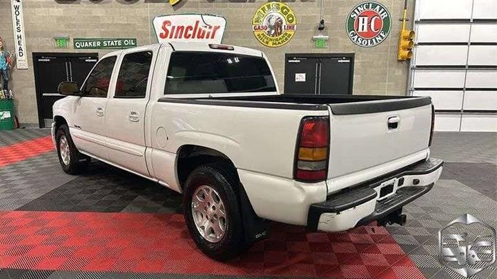 $8999 : 2005 GMC Sierra 1500 image 3