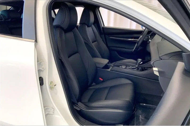 $25161 : Mazda Mazda3 Hatchback 2025 image 6