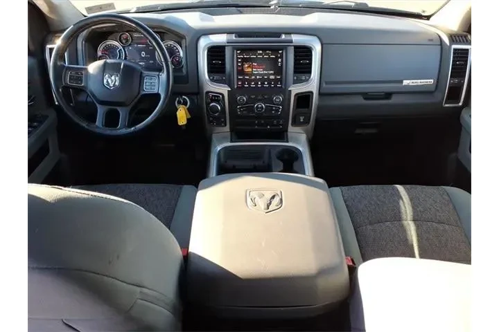 $24900 : Ram 1500 2018 4x4 SLT 4dr Cr image 9