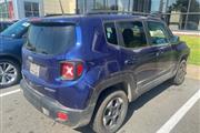 $20775 : PRE-OWNED 2018 JEEP RENEGADE thumbnail