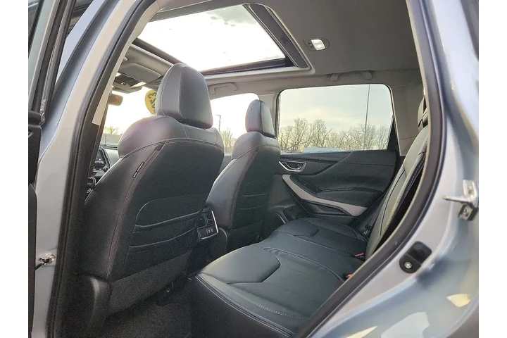 $26556 : Subaru Forester 2023 AWD Lim image 10